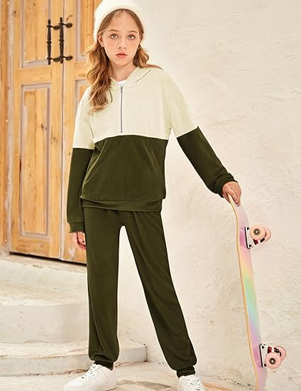 Girls Outfits Long Sleeve Sweatshirts and Activewear Sets - Image 4